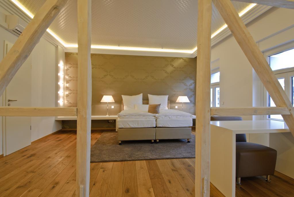 Helvetia Suites Дюссельдорф Номер фото